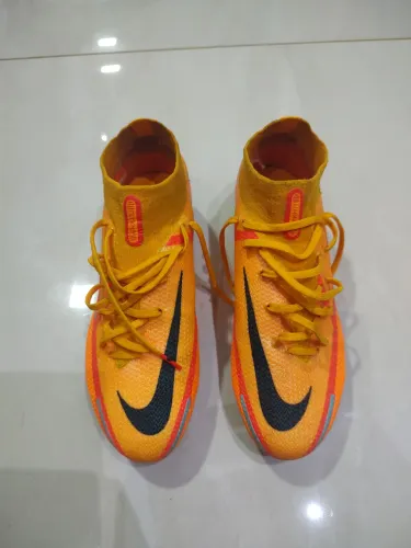 Chuteira Nike Phantom GT2 Elite SG Pro Campo N 37 trava mista  (usada apenas uma vezes) 