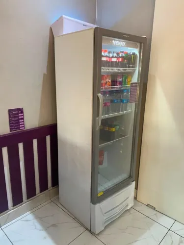 Geladeira Expositora venax Vertical 300 litros