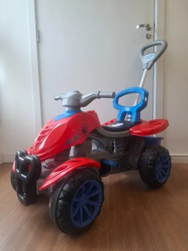 Quadriciclo infantil Maral