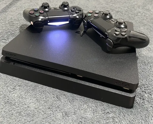 Ps4 slim, estado de novo