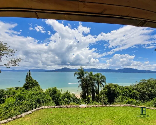 Terreno vista mar na Praia do Forte, Florianópolis/SC