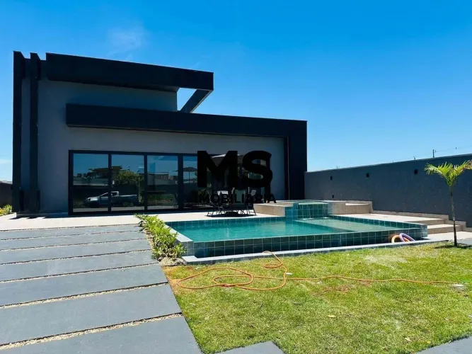 Casa para locação mensal no Condomínio Oásis do Rio Paraná-PR