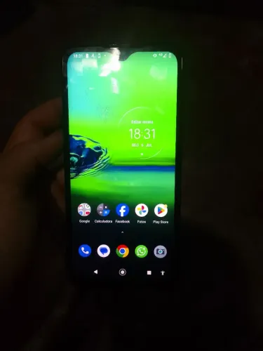 Celular moto G8