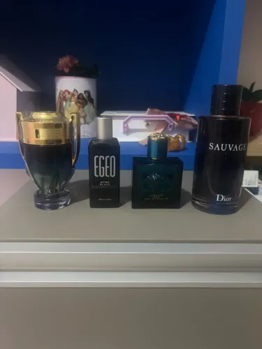 Perfumes Sauvage, Egeo, Invictus e Eros