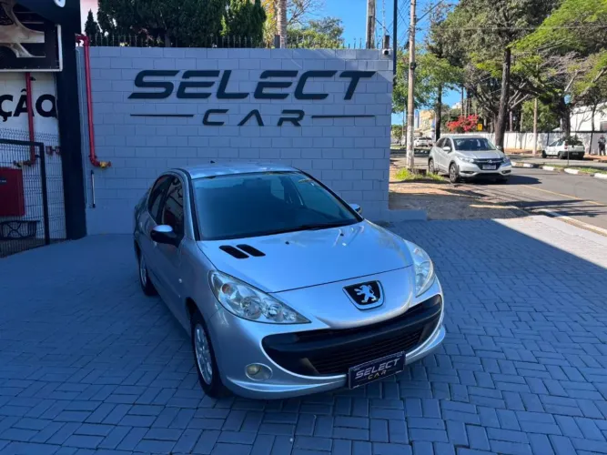 Peugeot 207 Sed. Passion XR Sport 1.4 Flex 8V 4P 2010