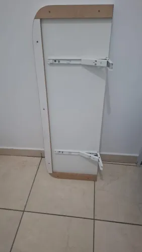 Vendo mesa branca de parede