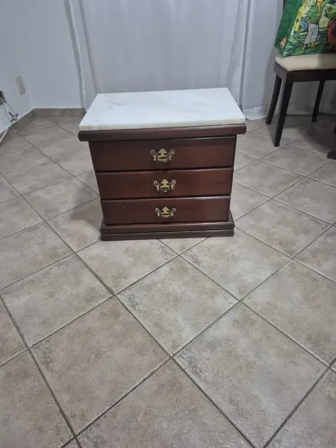 Mesa madeira com mármore