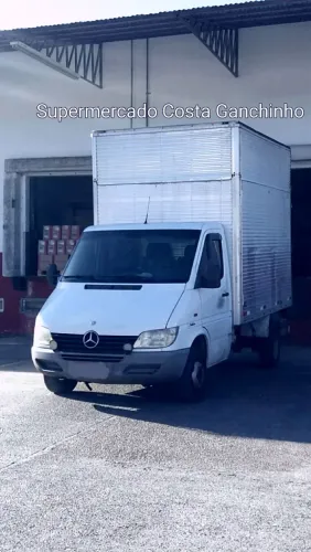 Fretes rápidos à partir de 200 viagens $2.75 km
