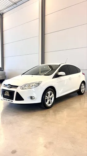 Ford Focus 1.6 S/se/se Plus Flex 8v/16v 5P 2015