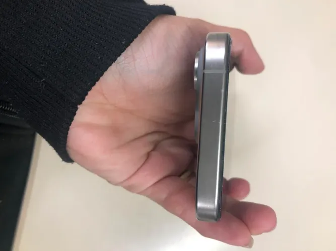 iPhone 15 Pro - 256 GB