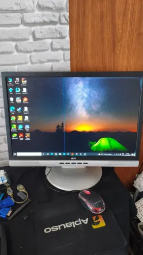 Monitor 19 AOC-Com detalhes(Leia o Anuncio) Passo Cartao,Valor pra buscar no local
