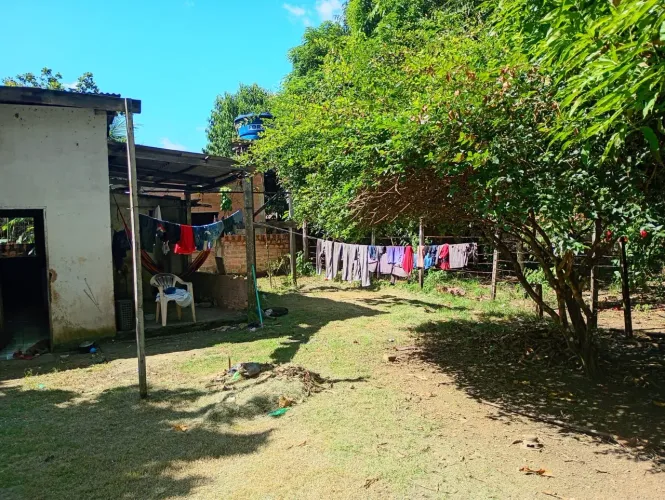 Chácara pequena a venda