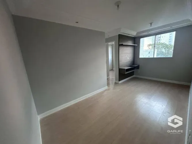 Apartamento com 2 dormitórios à venda, 49 m² por R$ 320.000,00 - Villa Branca - Jacareí/SP
