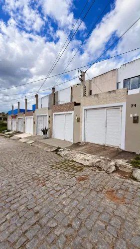 Alugo duplex no bairro Indianópolis