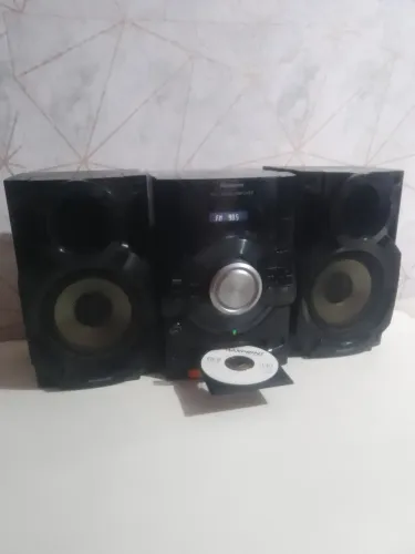 Potente aparelho de som Panasonic 300 w
