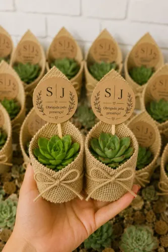 Suculentas Personalizadas - Lembrancinhas de casamento, aniversário, qualquer evento.