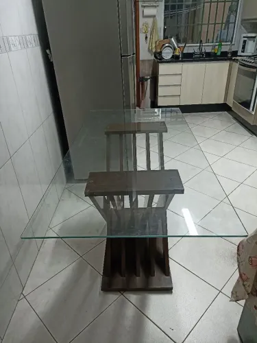 Mesa de jantar 6 lugares tampo de vidro