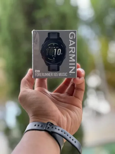 Garmin Forerunner 165 Music - NOVO E LACRADO! - TELA AMOLED - GPS