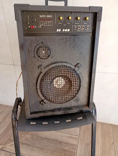 Caixa amplificada 