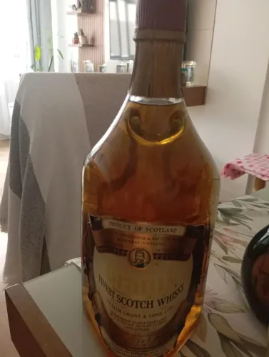 Finest Scorch Whisky 1.875 Litres