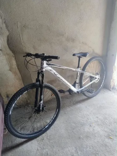 Bike de marcha completa 