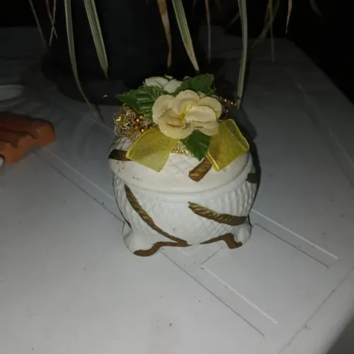 caixa de joias em porcelana
