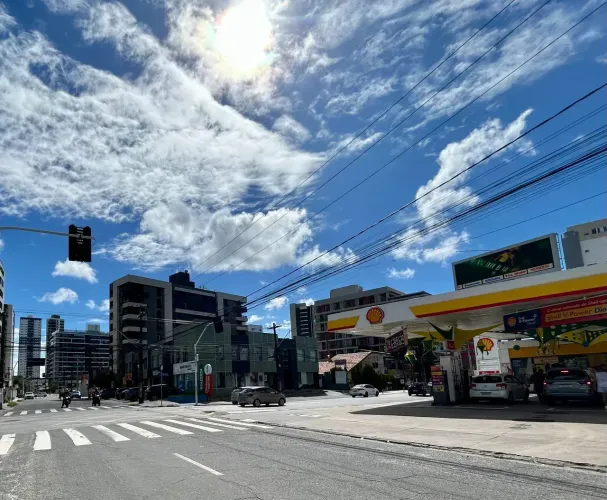 Sala Comercial para aluguel possui 28 metros quadrados em Tambaú - João Pessoa - PB