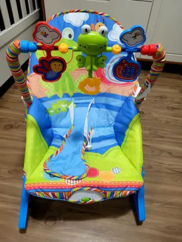 Cadeira de Balanço Musical Maxi Baby