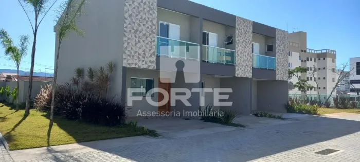 VENDO excelente sobrado em condomínio fechado, NOVO, no Parque Santana, em Mogi das Cruzes