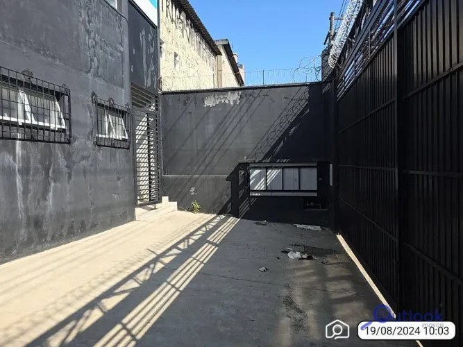 Galpão para alugar, 230 m² por R$ 7.098,70/mês - Jardim Canhema - Diadema/SP
