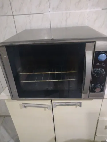 Forno elétrico de 68 litros cabe 3 forma de pizza