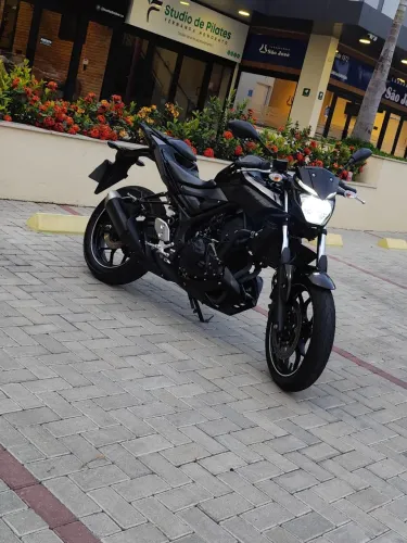 vende-se Yamaha MT-03 2020 - Oportunidade!