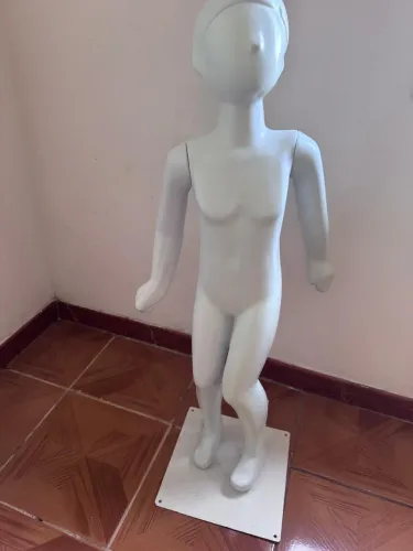 Manequim de criança 