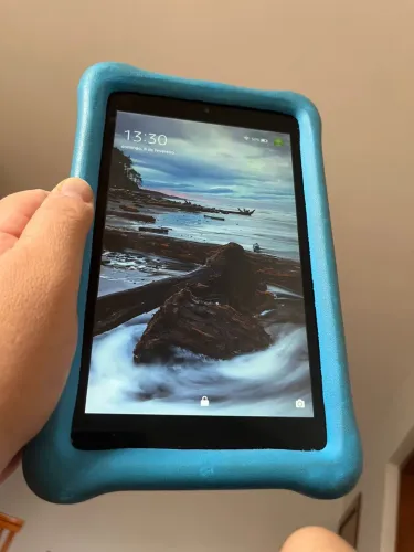 Tablete Fire hd 8 7a geração 25 gb  