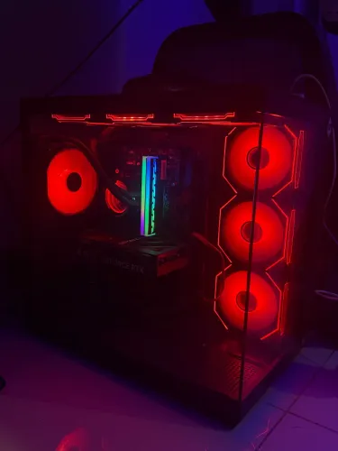 PC Gamer Ryzen 7 5700X3D + RTX 4060 Ti