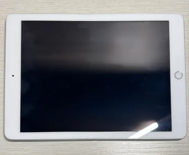 iPad 6a geração usado, 128gb
