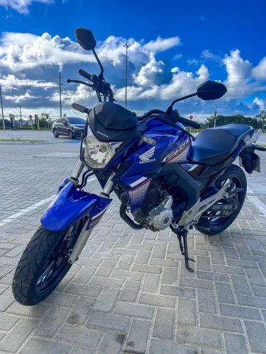 Honda Twister 250 2022 Único Dono