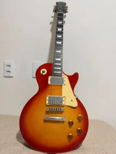 Guitarra Epiphone Standard