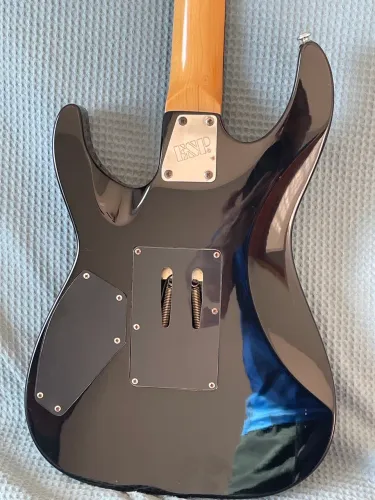 Guitarra LTD mh50