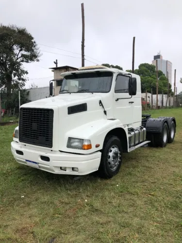 VOLVO NL10 340 6X2 TRUCADO 1995 BRANCO