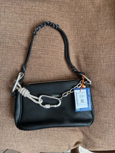 Bolsa Shoulder Cristal Preta Alexandre Pavão x Riachuelo