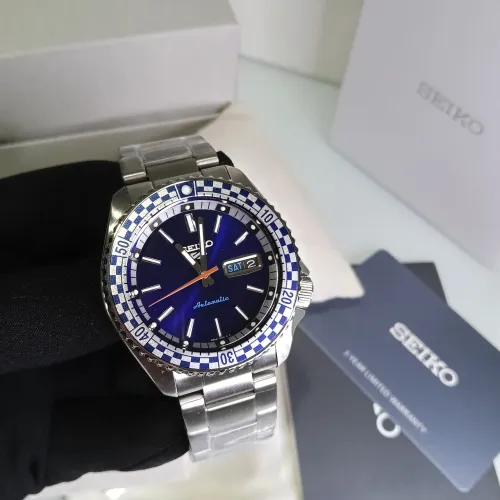 Relógio Seiko 5 Sports Retro Color Special Edition Full Set 42,5mm Ref SRPK65K1
