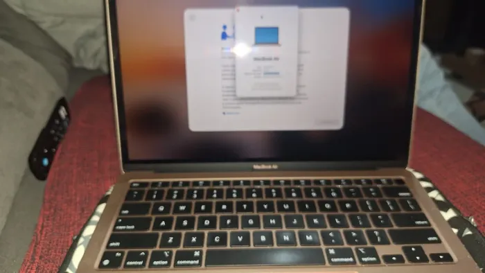 Macbook air m1 8gb 256