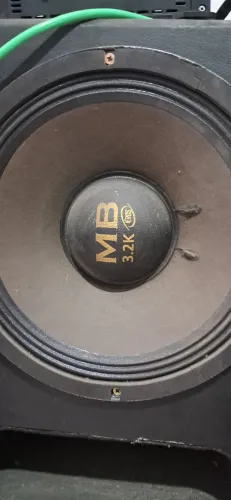 VENDO CAIXA DE SOM PARA CARRO 