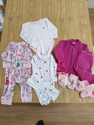 Roupas bebê menina 0-3 meses - desapego
