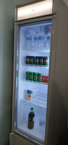 Refrigerador expositor vertical