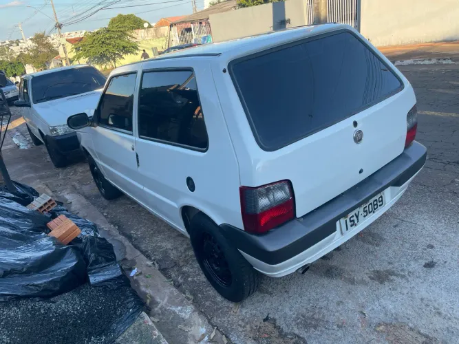 Fiat Uno Mille 1.0 Fire/ F.flex/ Economy 2P 2012