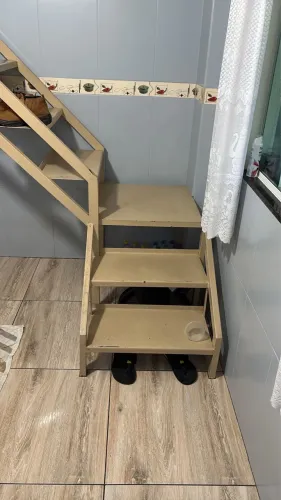 Vendo escada de metalão