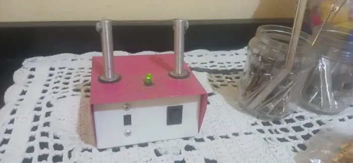 Máquina de Cortar e Selar Fitas Fuxico (+ Material para começar a fazer artesanato)