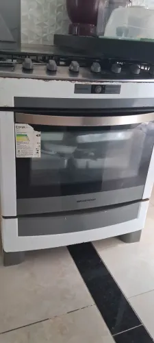 Fogão 6 bocas usado a gás e elétrico